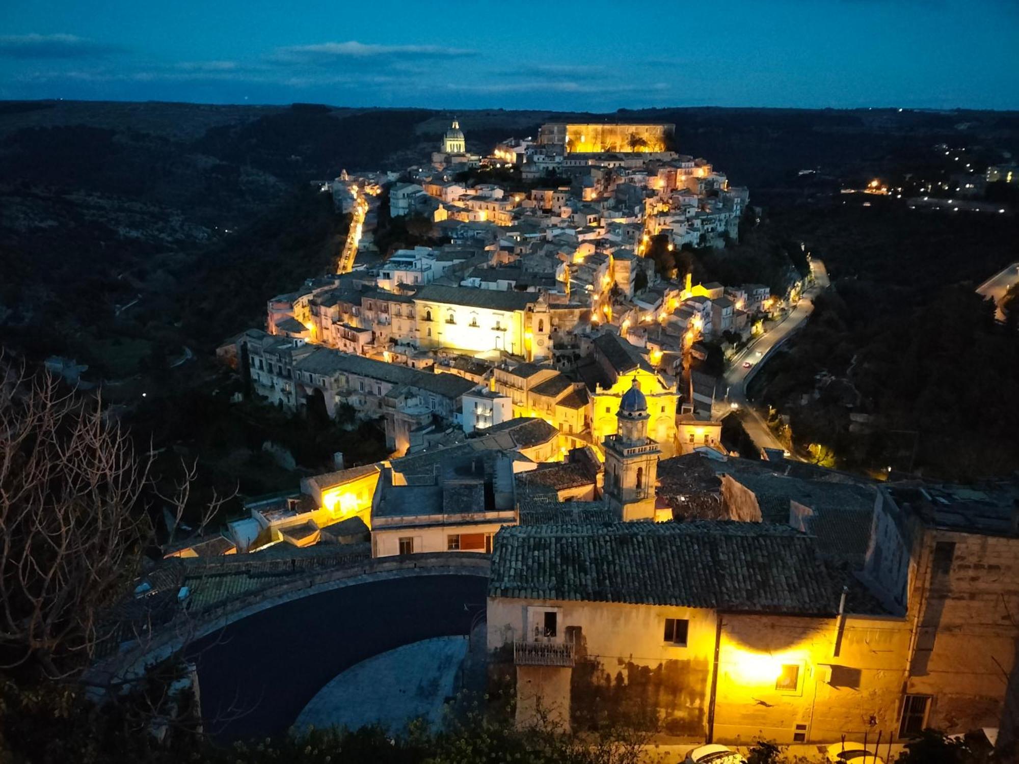 San Filippo Neri - Camere Ragusa Buitenkant foto